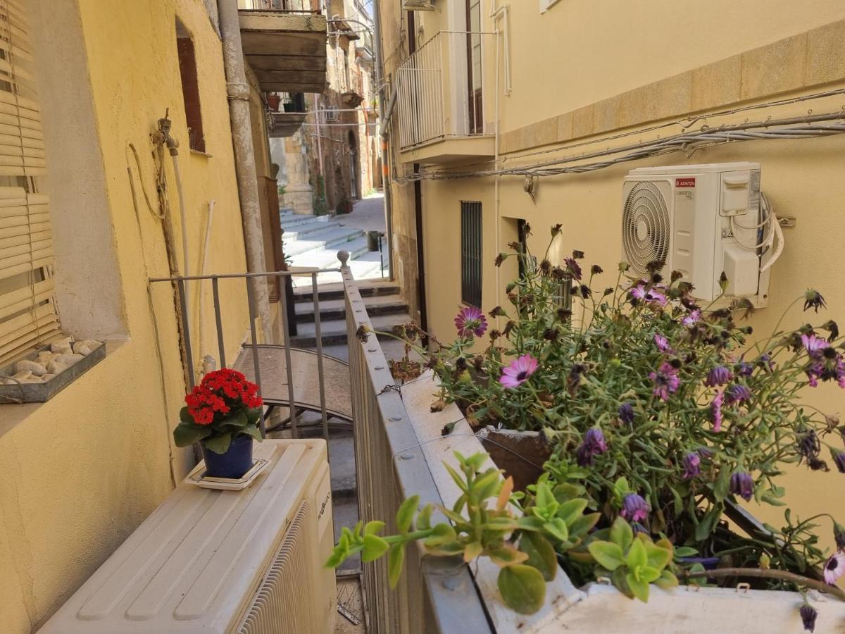 La Scalinata Home Apartment Caltagirone Kültér fotó